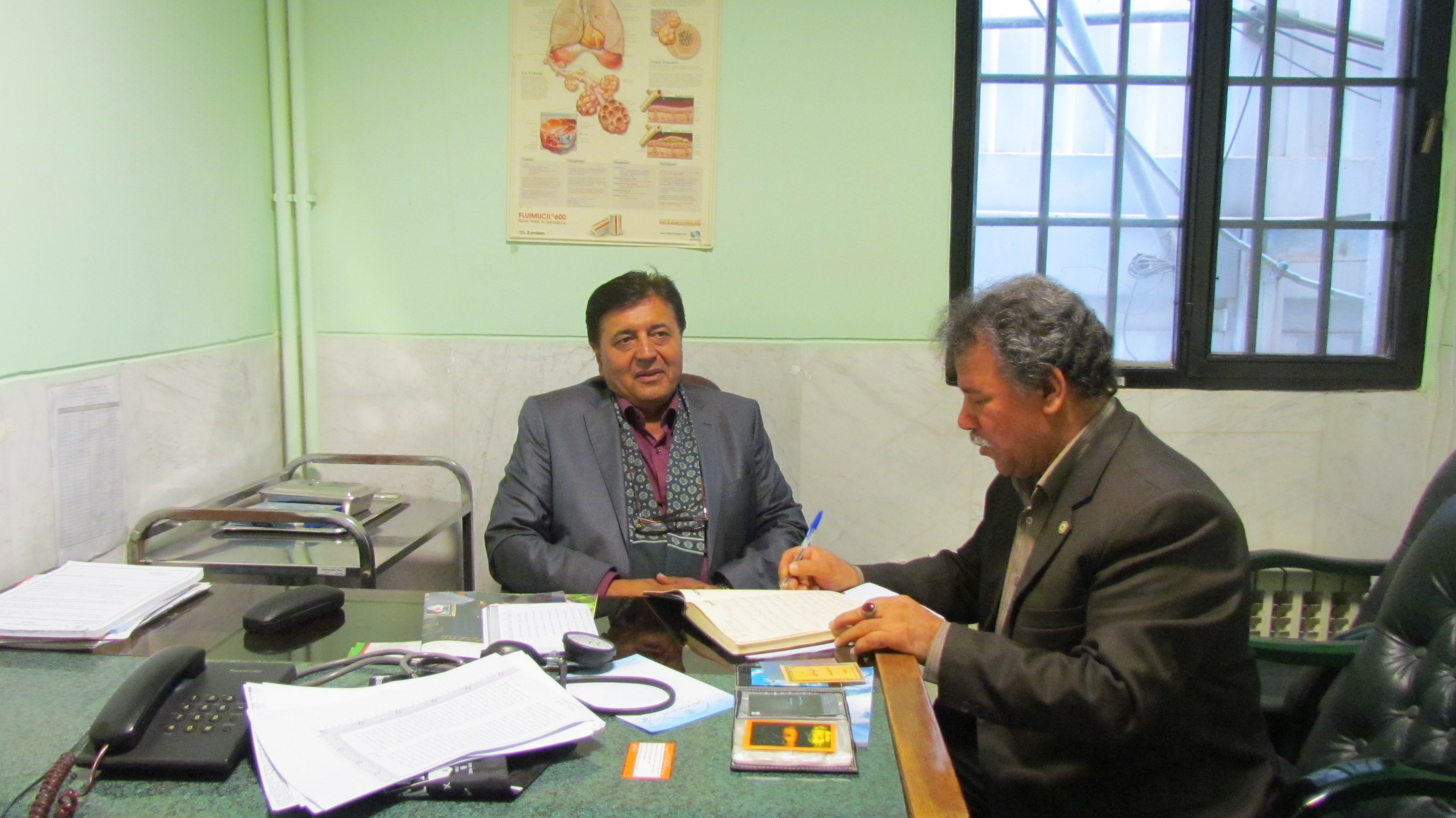 سرهنگ بازنشسته پزشک ابراهیم واحد سرهنگ بازنشسته پزشک ابراهیم واحد