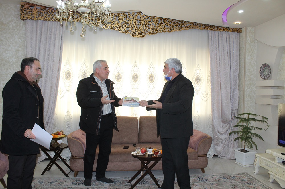 دیدار با بازنشسته جناب آقای علی موسی پور در شهرستان قرچک دیدار با بازنشسته جناب آقای علی موسی پور در شهرستان قرچک