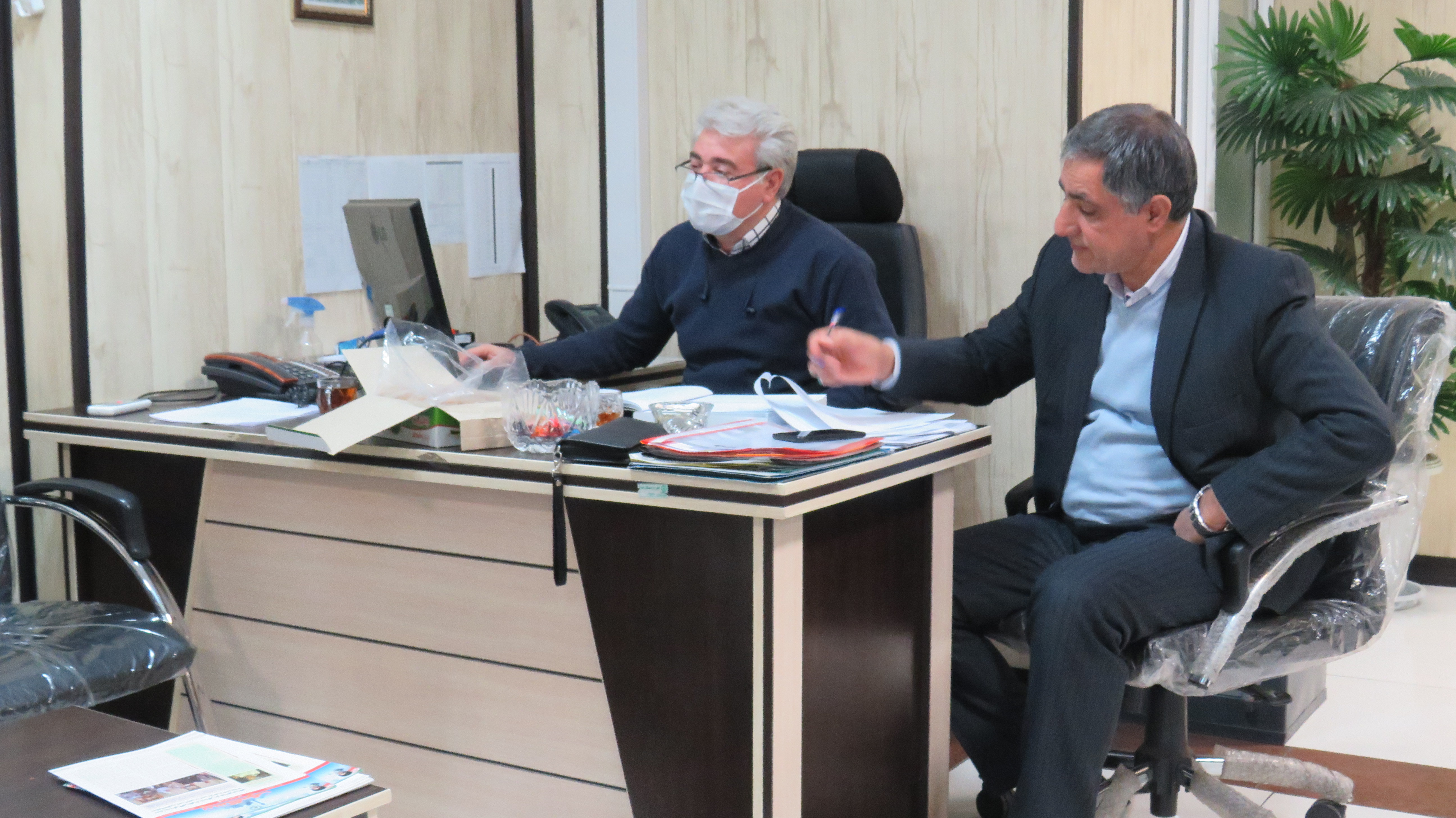 ﺑﺎزدﯾﺪ ریاست ﮐﺎﻧﻮن بازنشستگان تهران بزرگ از دﻓﺘﺮ ﻧﻤﺎﯾﻨﺪﮔﯽ مرکزی کانون ﺑﺎزدﯾﺪ ریاست ﮐﺎﻧﻮن بازنشستگان تهران بزرگ از دﻓﺘﺮ ﻧﻤﺎﯾﻨﺪﮔﯽ مرکزی کانون