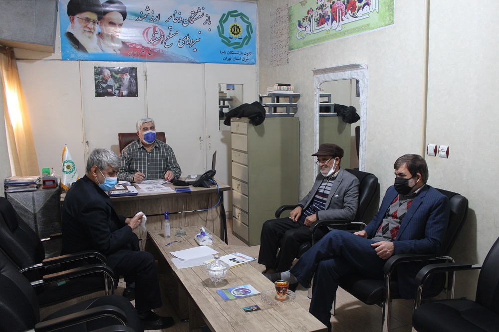 ملاقات حضوری نماینده شرق استان تهران در مجمع کانون برگزار شد. ملاقات حضوری نماینده شرق استان تهران در مجمع کانون برگزار شد.