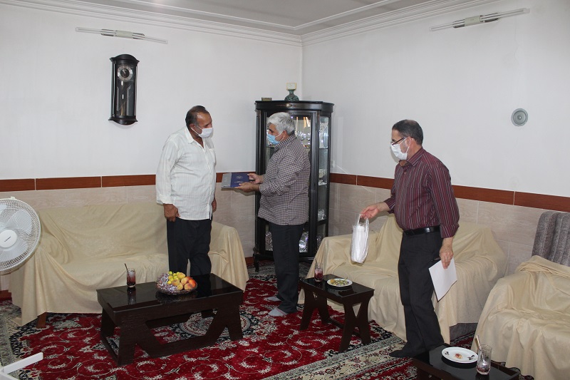 دیدار با بازنشسته جناب آقای حسین سیل سپور دیدار با بازنشسته جناب آقای حسین سیل سپور