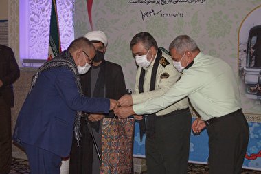 گزارش تصویری مراسم تجلیل از آزادگان سرافراز ناجا با حضور فرمانده نیروی انتظامی