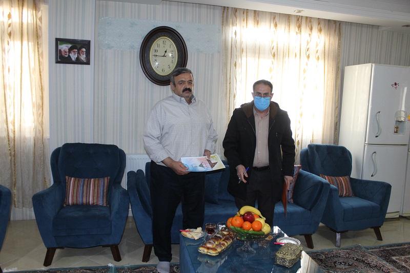 دیدار با بازنشسته جناب آقای محمود خورند در شهرستان رودهن دیدار با بازنشسته جناب آقای محمود خورند در شهرستان رودهن