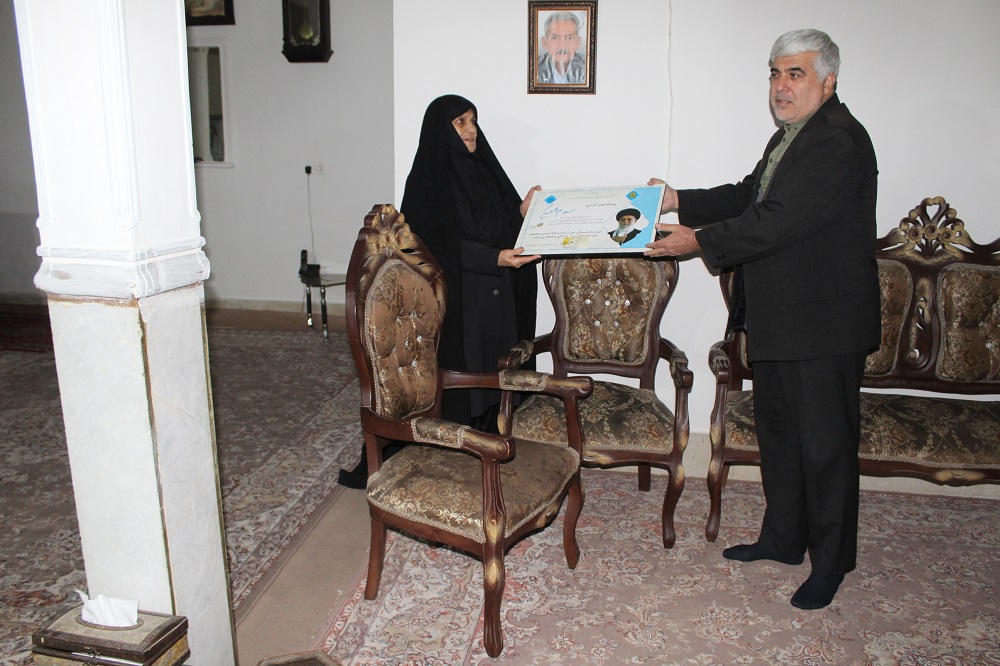 دیدار با 10 بازنشسته و مستمری بگیر در شهرستان ورامین دیدار با 10 بازنشسته و مستمری بگیر در شهرستان ورامین