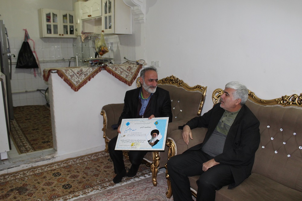 دیدار با 10 بازنشسته و مستمری بگیر در شهرستان ورامین دیدار با 10 بازنشسته و مستمری بگیر در شهرستان ورامین