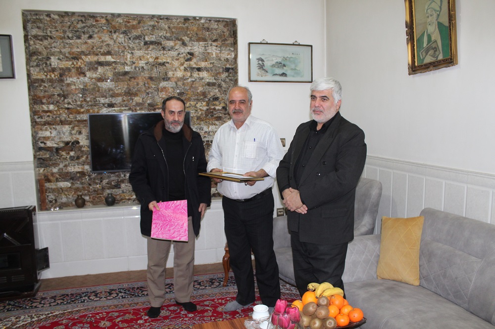 دیدار با 2بازنشسته در شهرستان ورامین دیدار با 2بازنشسته در شهرستان ورامین