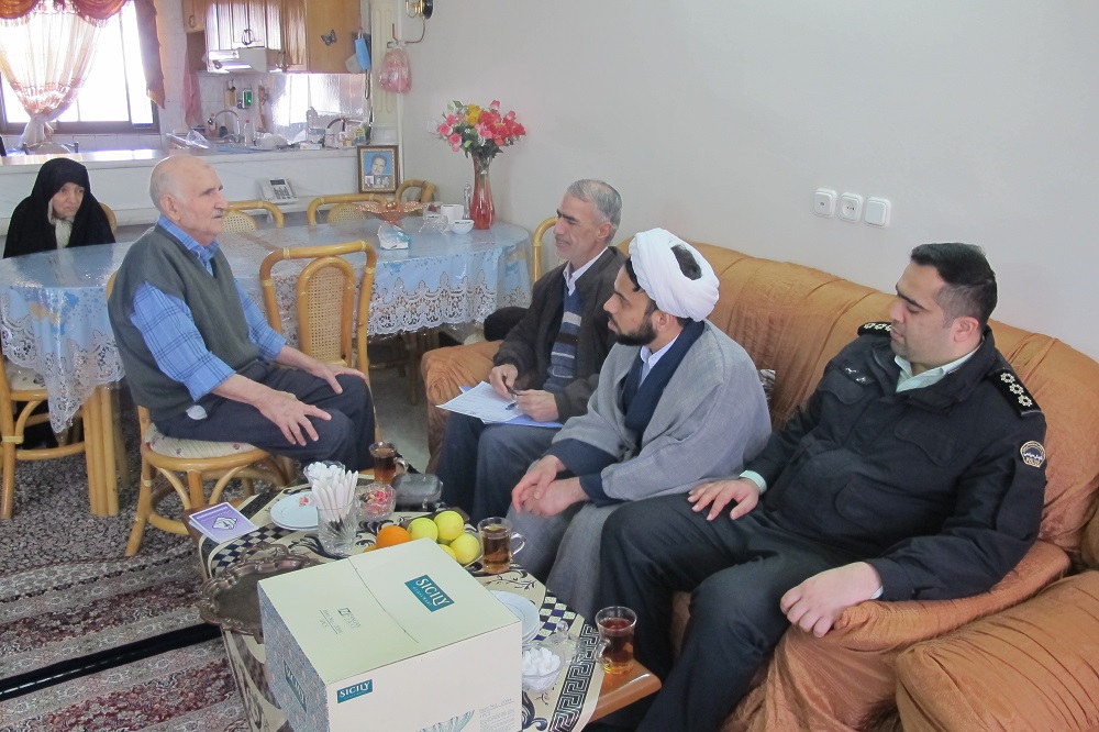 دیدار 6 بازنشسته در شهرستان دماوند دیدار 6 بازنشسته در شهرستان دماوند