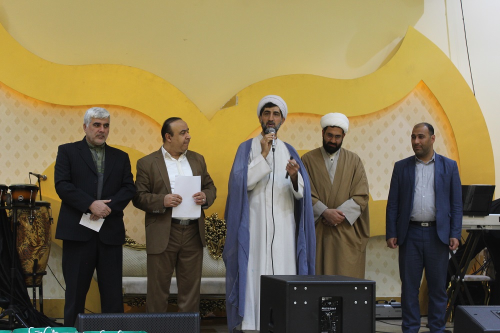 برگزاری مراسم ضیافت خانوادگی و برنامه تبیین شهرستان ورامین با حضور 100بازنشسته و خانواده آنها برگزاری مراسم ضیافت خانوادگی و برنامه تبیین شهرستان ورامین با حضور 100بازنشسته و خانواده آنها