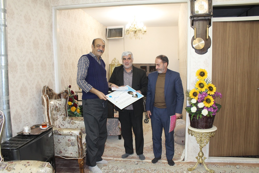 دیدار با پیشکسوتان در شهرستان ورامین دیدار با پیشکسوتان در شهرستان ورامین