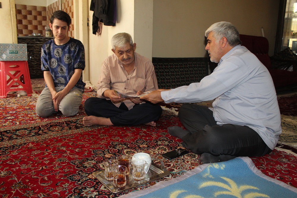 دیدار با بازنشسته اسداله فیاض بخش در شهرستان قرچک دیدار با بازنشسته اسداله فیاض بخش در شهرستان قرچک