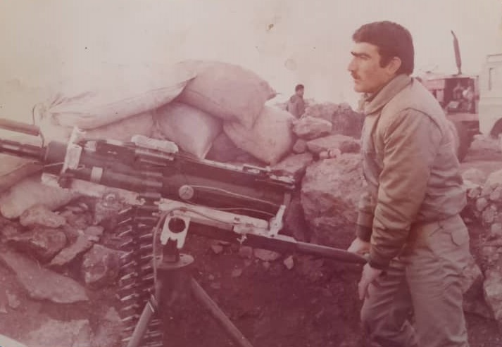 گفتگو با جانباز بازنشسته حمید آریانیدر پایگاه خلیفه مهاباد در سال 1363 به درجه جانبازي رسیدم گفتگو با جانباز بازنشسته حمید آریانیدر پایگاه خلیفه مهاباد در سال 1363 به درجه جانبازي رسیدم