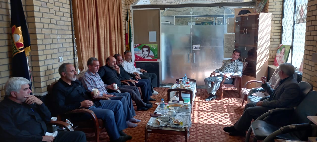 برگزاری جلسه کانون های نیروهای مسلح با اداره حفظ آثار و ارزش های دفاع مقدس برگزاری جلسه کانون های نیروهای مسلح با اداره حفظ آثار و ارزش های دفاع مقدس