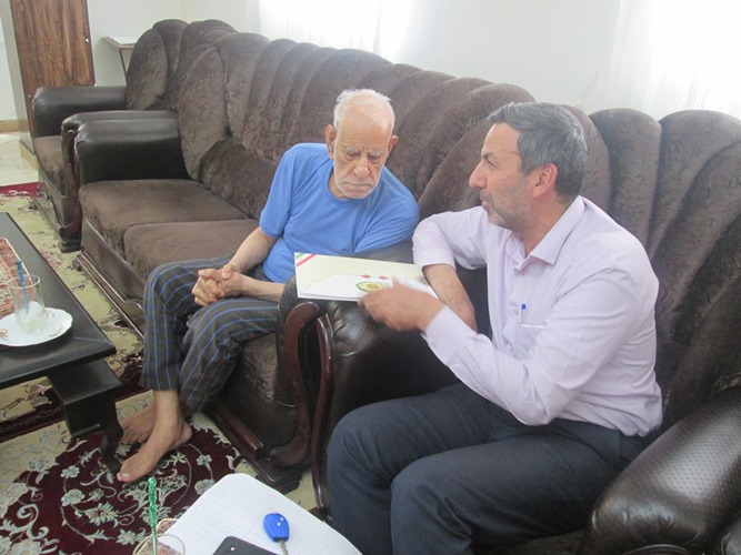 دیدار با 4بازنشسته بیمار در شهرستان ورامین دیدار با 4بازنشسته بیمار در شهرستان ورامین