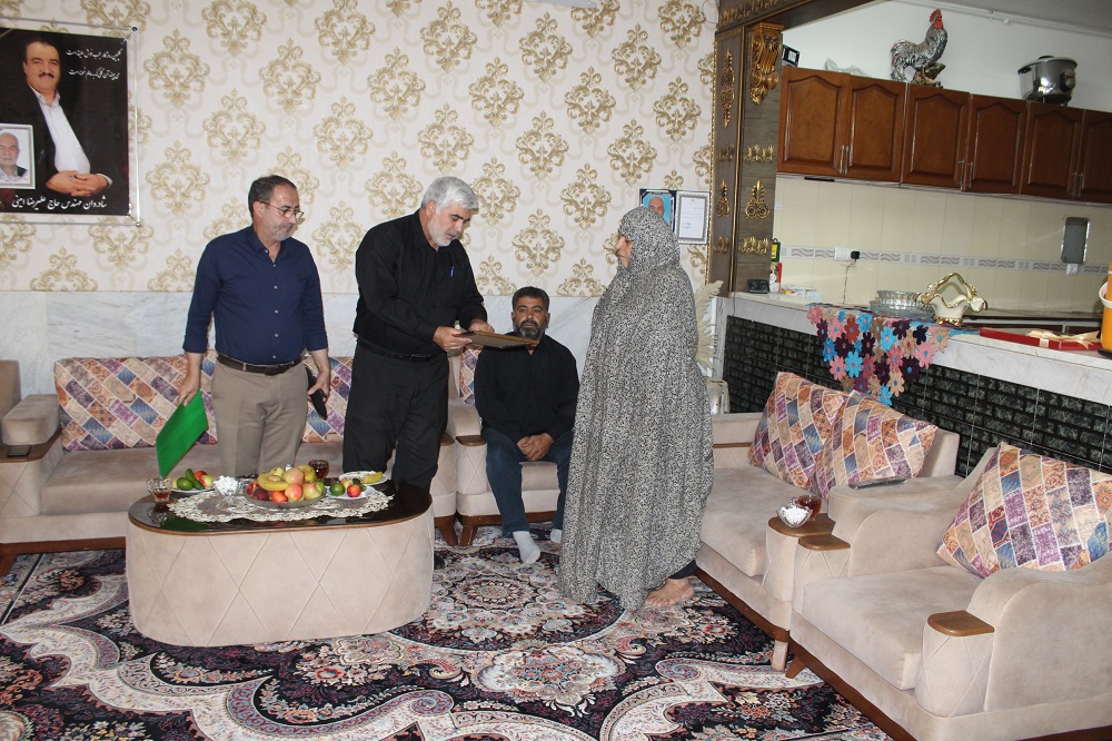 تکریم و دلجویی از خانواده بازنشستگان متوفی تکریم و دلجویی از خانواده بازنشستگان متوفی