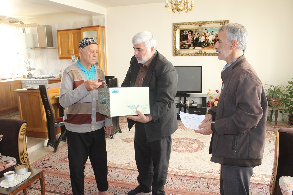 دیدار با 5 بازنشسته در شهرستان پردیس دیدار با 5 بازنشسته در شهرستان پردیس