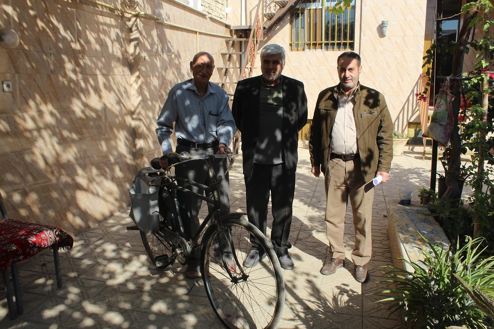 دیدار با ۳ بازنشسته در شهرستان ورامین دیدار با ۳ بازنشسته در شهرستان ورامین