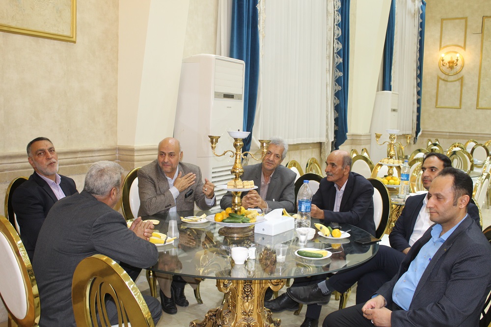 برگزاری مراسم ضیافت خانوادگی شهرستان ورامین با حضور 150بازنشسته و خانواده آنها برگزاری مراسم ضیافت خانوادگی شهرستان ورامین با حضور 150بازنشسته و خانواده آنها