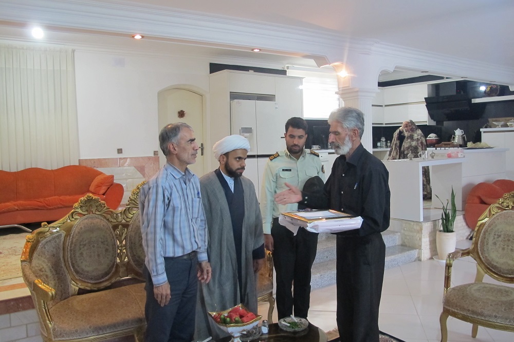 دیدار با 3 بازنشسته در شهرستان دماوند دیدار با 3 بازنشسته در شهرستان دماوند