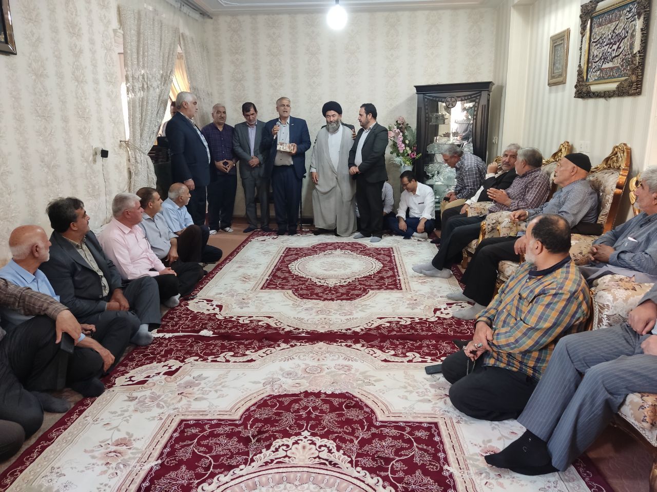 جلسه عمومی هیئت پاسداران و پیشکسوتان شرق استان تهران جلسه عمومی هیئت پاسداران و پیشکسوتان شرق استان تهران