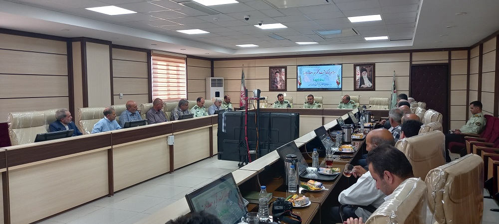 تکریم از بازنشستگان به مناسبت روز خانواده تکریم از بازنشستگان به مناسبت روز خانواده