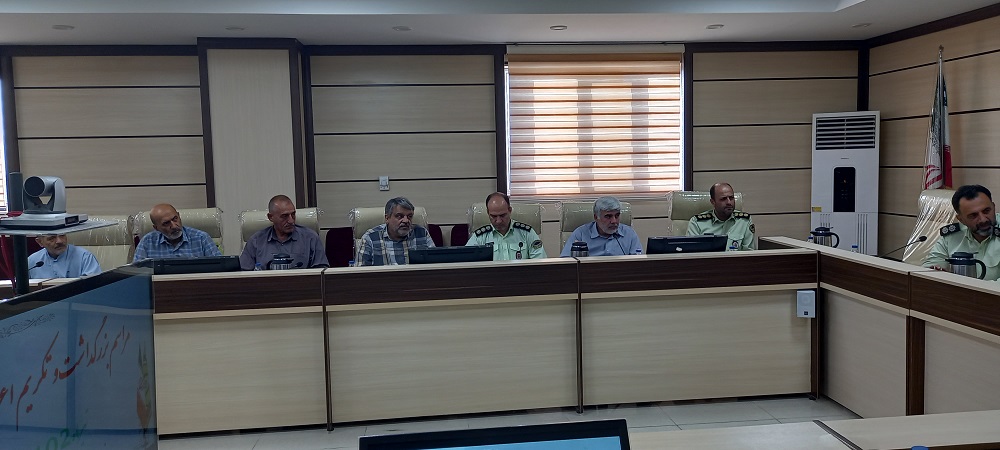 تکریم از بازنشستگان به مناسبت روز خانواده تکریم از بازنشستگان به مناسبت روز خانواده