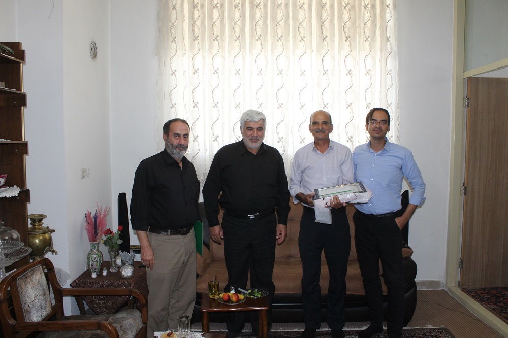 دیدار با پیشکسوتان در شهرستان پیشوا دیدار با پیشکسوتان در شهرستان پیشوا