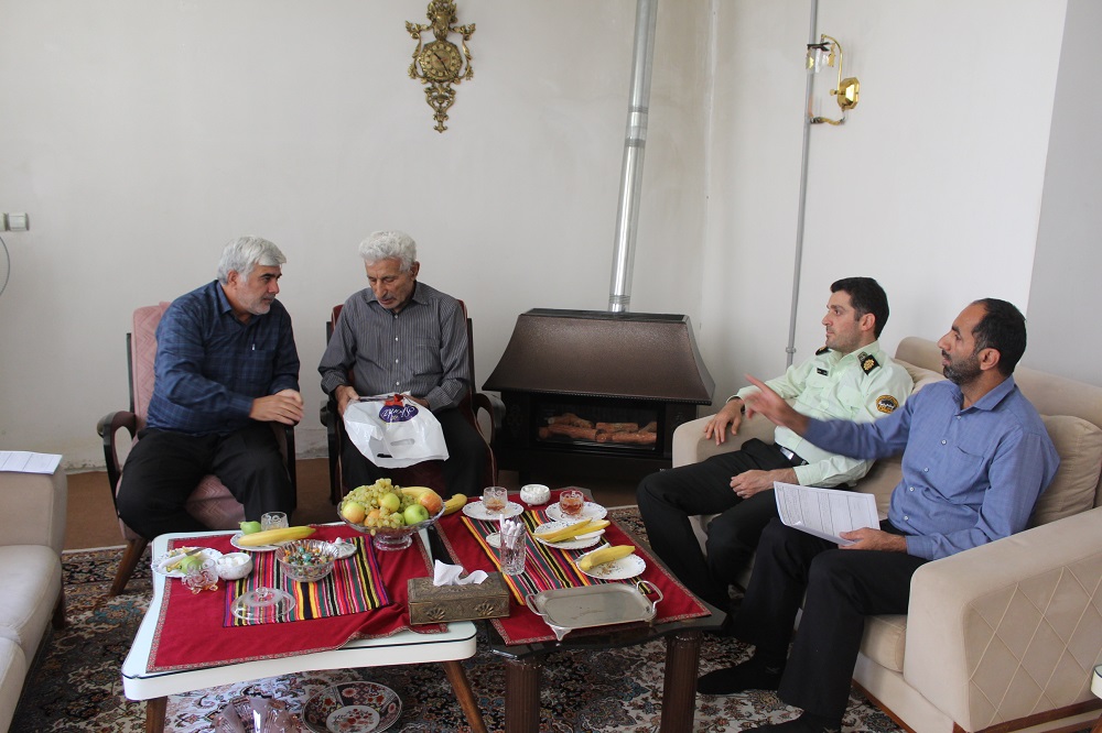 دیدار با 8 بازنشسته در شهرستان فیروزکوه دیدار با 8 بازنشسته در شهرستان فیروزکوه