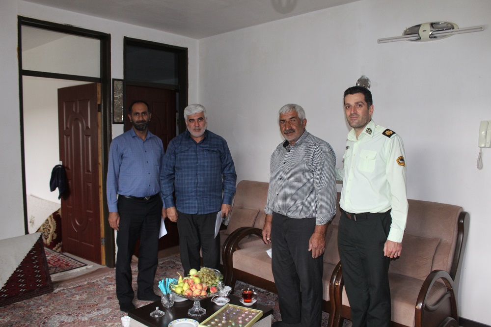 دیدار با 8 بازنشسته در شهرستان فیروزکوه دیدار با 8 بازنشسته در شهرستان فیروزکوه