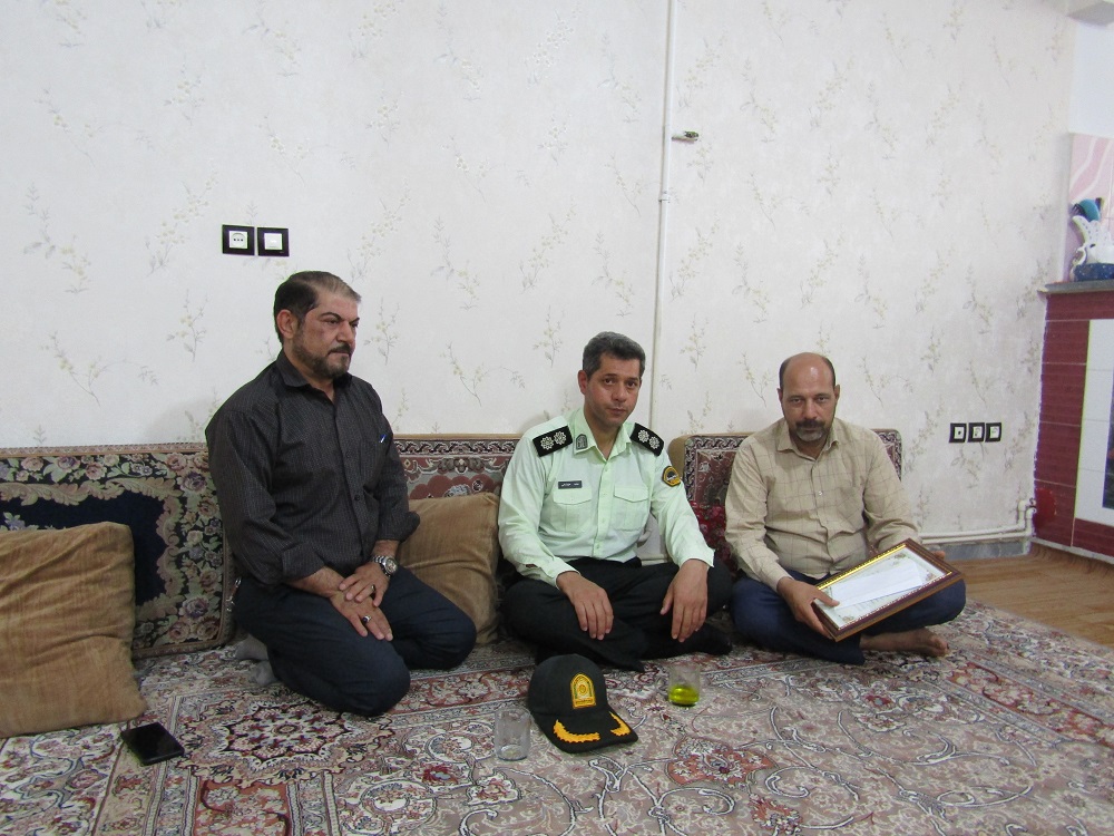 دیدار با 3 بازنشسته در شهرستان پاکدشت دیدار با 3 بازنشسته در شهرستان پاکدشت