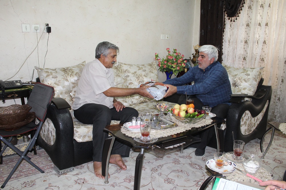 دیدار با 3بازنشسته در شهرستان ورامین دیدار با 3بازنشسته در شهرستان ورامین