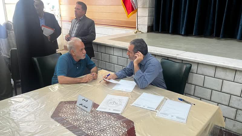 برگزاری میز خدمت در شهرستان شاهرود برگزاری میز خدمت در شهرستان شاهرود