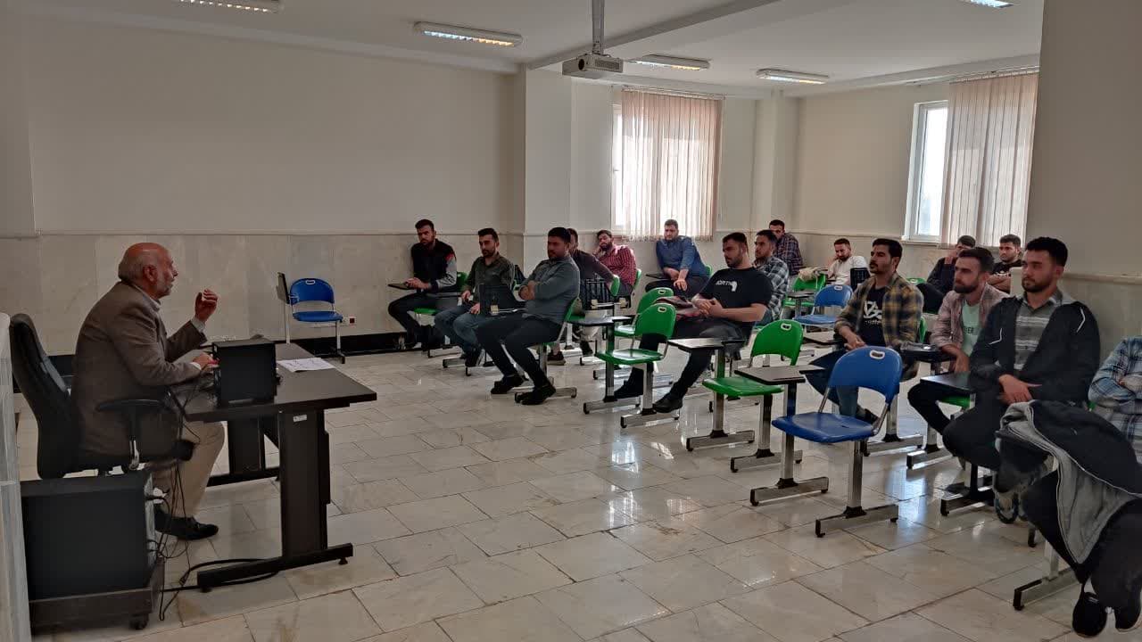 برگزاری کلاس بیان تجربیات و آسیب های اجتماعی برگزاری کلاس بیان تجربیات و آسیب های اجتماعی