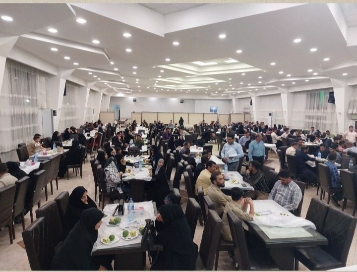 برگزاری مراسم تجلیل از کارکنان و اعضای وابسته انتظامی شهرستان لارستان برگزاری مراسم تجلیل از کارکنان و اعضای وابسته انتظامی شهرستان لارستان