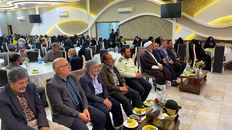 همایش بزرگ ایثارگران و آزادگان وجانبازان نیروهای مسلح به مناسبت هفته دفاع مقدس همایش بزرگ ایثارگران و آزادگان وجانبازان نیروهای مسلح به مناسبت هفته دفاع مقدس