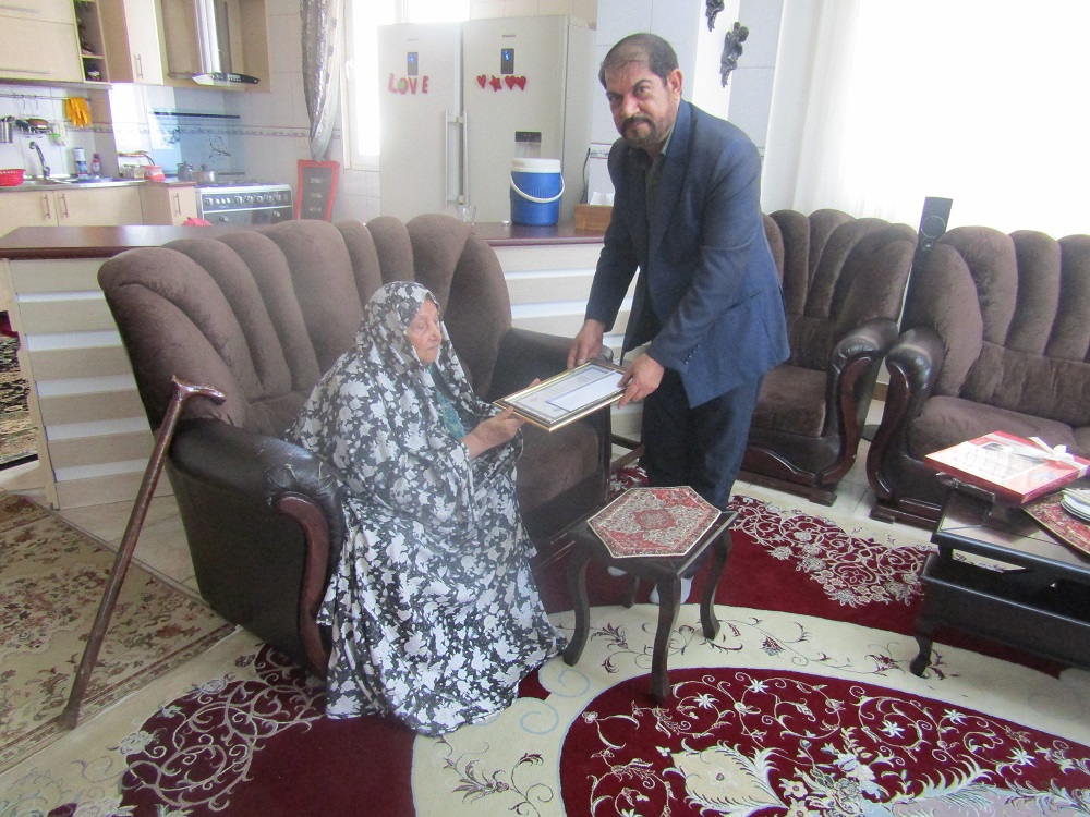 تکریم و همدلی با خانواده بازنشستگان مرحوم محمدآقا اسمعیل زاده و مرحوم محمدعلی شمس تکریم و همدلی با خانواده بازنشستگان مرحوم محمدآقا اسمعیل زاده و مرحوم محمدعلی شمس