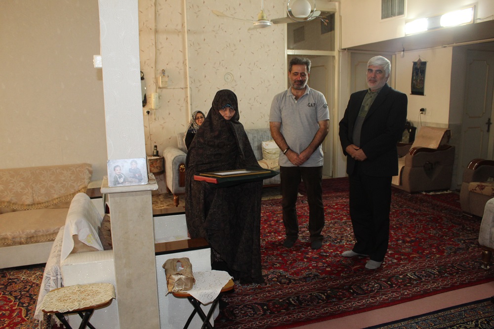 تکریم و همدلی با خانواده بازنشستگان مرحوم اسمعیل نعیمی و مرحوم محمدرضا محمدمرادی تکریم و همدلی با خانواده بازنشستگان مرحوم اسمعیل نعیمی و مرحوم محمدرضا محمدمرادی