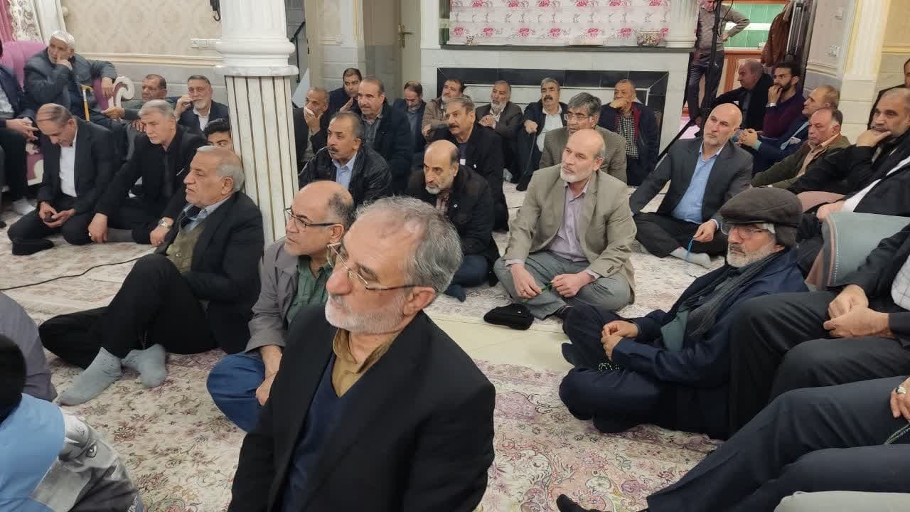 مراسم دورهمی هیئت پاسداران و پیشکسوتان فراجا شرق استان تهران مراسم دورهمی هیئت پاسداران و پیشکسوتان فراجا شرق استان تهران