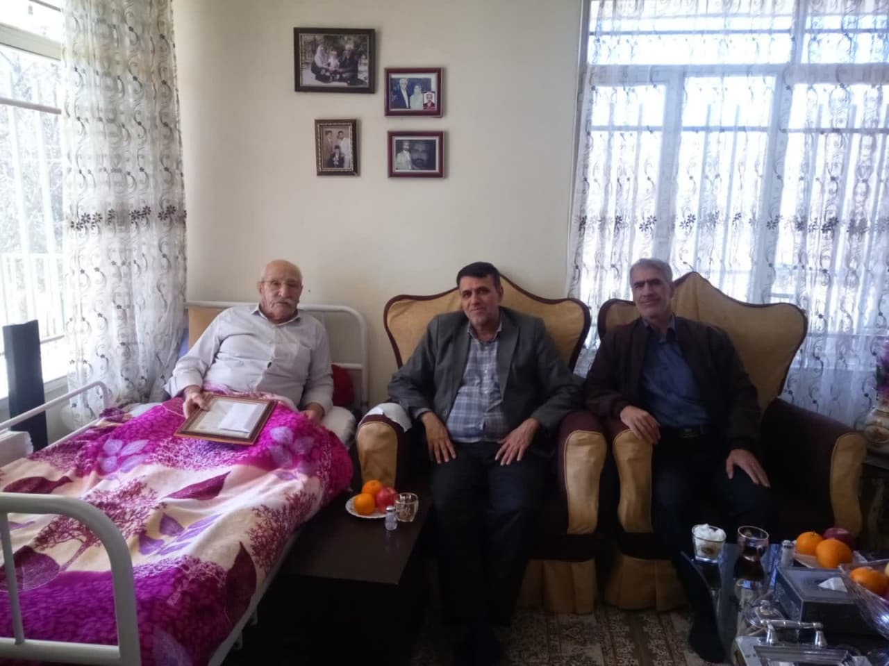 دیدار با 2 بازنشسته در شهرستان پردیس دیدار با 2 بازنشسته در شهرستان پردیس