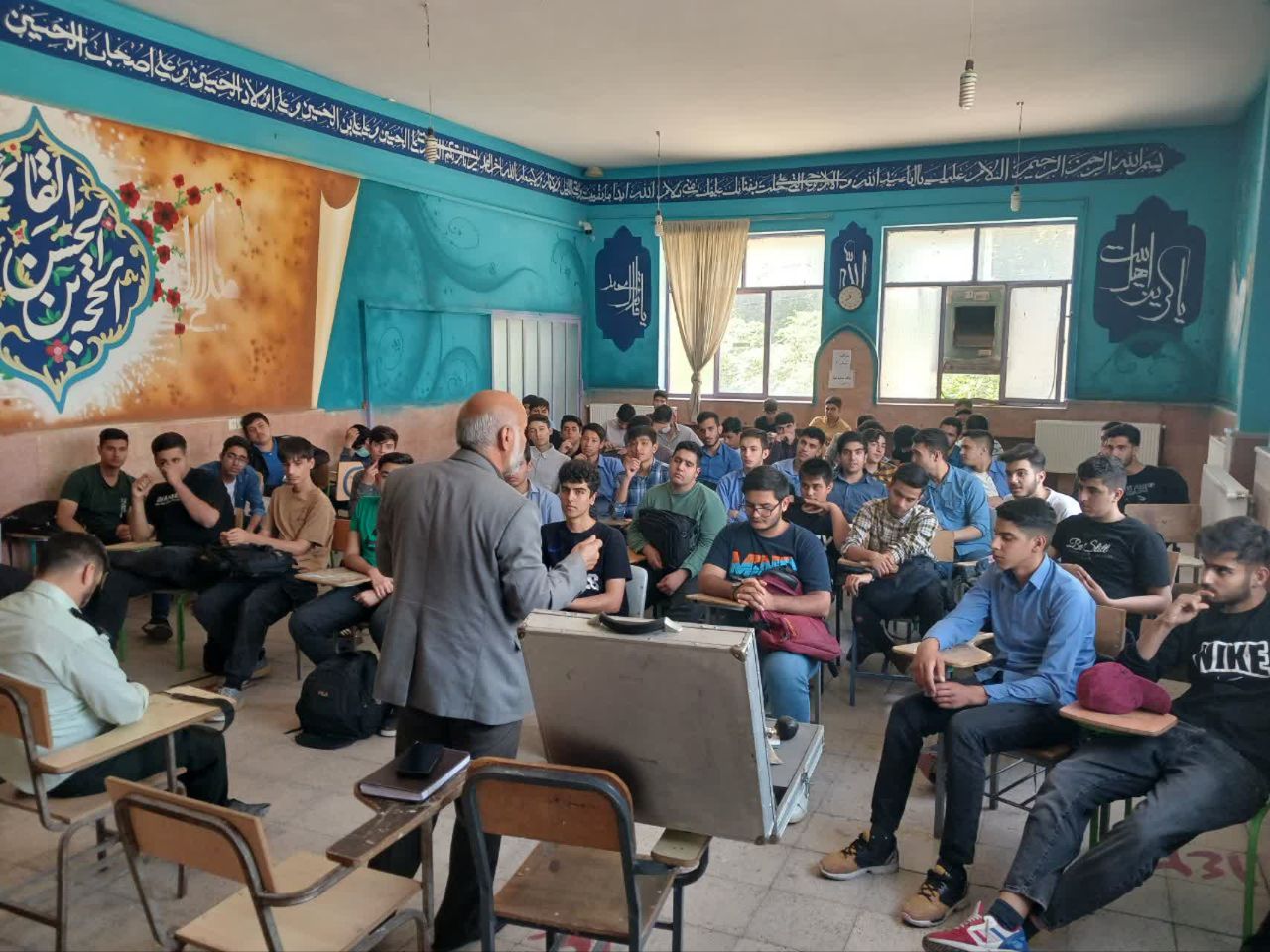 برگزاری کلاس بیان تجرییات و پیشگیری از آسیب های اجتماعی برگزاری کلاس بیان تجرییات و پیشگیری از آسیب های اجتماعی