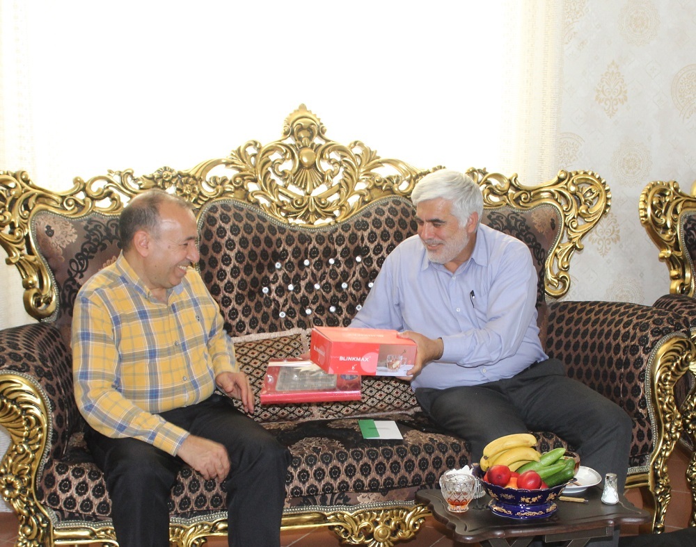 دیدار با بازنشسته صمد فهیمی در شهرستان ورامین دیدار با بازنشسته صمد فهیمی در شهرستان ورامین