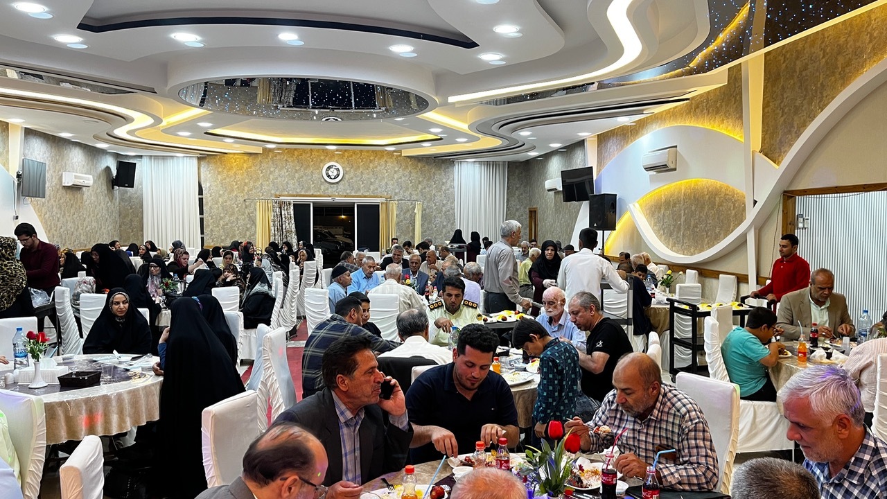 مراسم ضیافت روز خانواده و تکریم بازنشستگان مراسم ضیافت روز خانواده و تکریم بازنشستگان