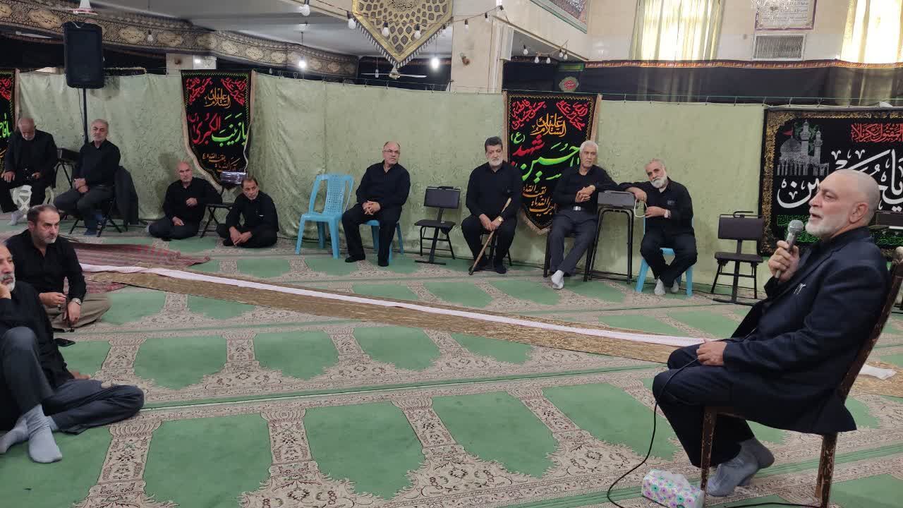 پنجاه پنجمین جلسه هیئت پاسداران و پیشکسوتان شرق تهران پنجاه پنجمین جلسه هیئت پاسداران و پیشکسوتان شرق تهران