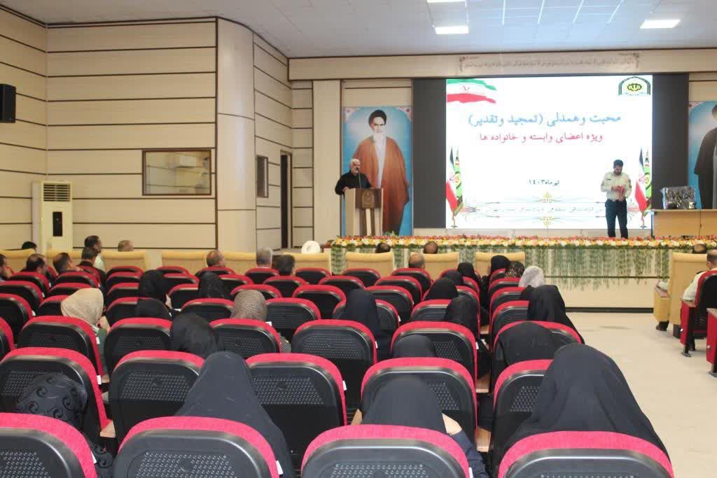 مراسم تجليل از بازنشستگان و مستمریبگیران مراسم تجليل از بازنشستگان و مستمریبگیران