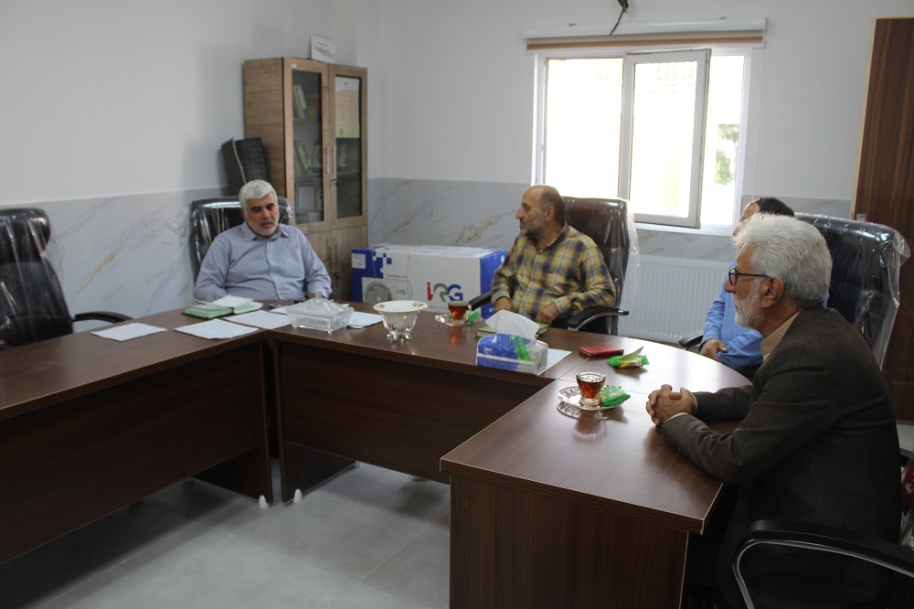 برگزاری جلسه با مسئول بسیج پیشکسوتان شهرستان ورامین برگزاری جلسه با مسئول بسیج پیشکسوتان شهرستان ورامین