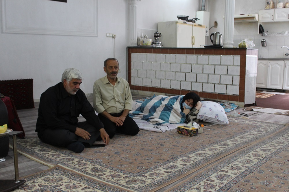 دیدار با بیماران در منزل در شهرستان قرچک دیدار با بیماران در منزل در شهرستان قرچک