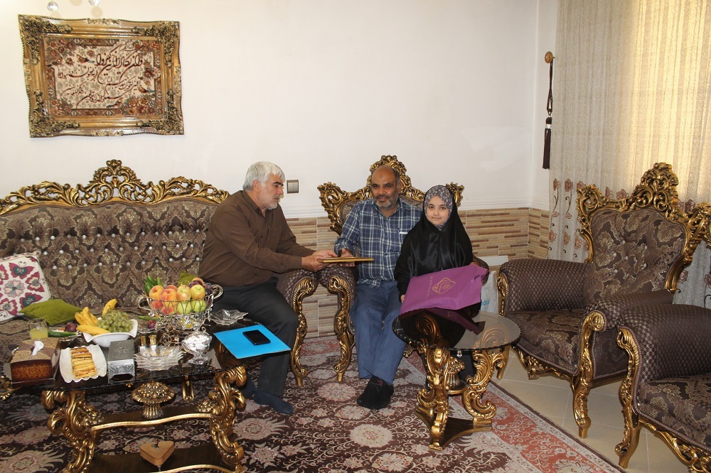 دیدار با بازنشسته محمود شیرازی در شهرستان ورامین دیدار با بازنشسته محمود شیرازی در شهرستان ورامین