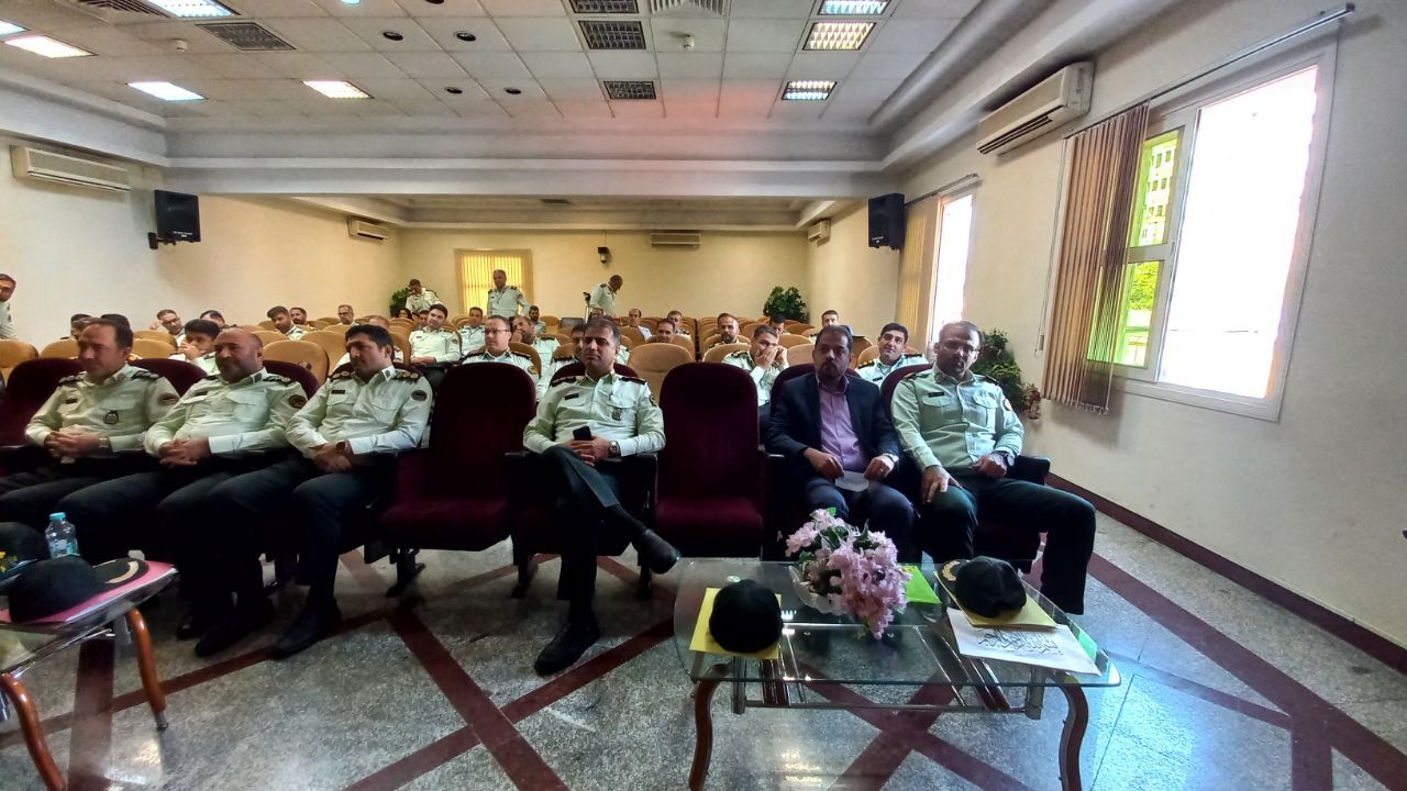 برگزاری اولین دوره کارگاه حضور آموزشی روسای امور بازنشستگان فرماندهی انتظامی استان ها برگزاری اولین دوره کارگاه حضور آموزشی روسای امور بازنشستگان فرماندهی انتظامی استان ها