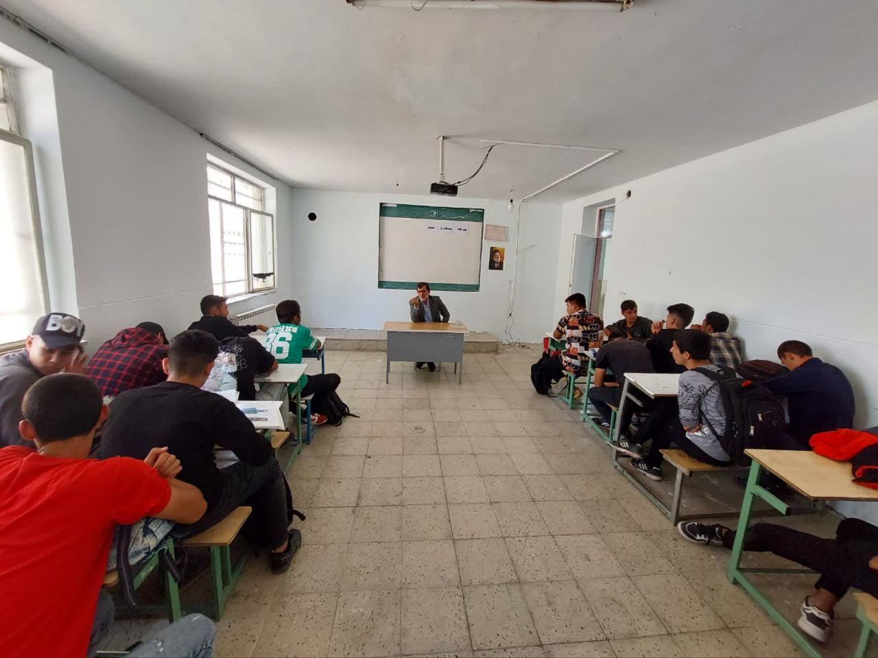 برگزاری کلاس بیان تجرییات و پیشگیری از آسیب های اجتماعی برگزاری کلاس بیان تجرییات و پیشگیری از آسیب های اجتماعی