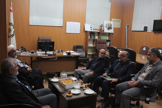دیدار رئیس عقیدتی سیاسی انتظامی استان با رئیس کانون دیدار رئیس عقیدتی سیاسی انتظامی استان با رئیس کانون