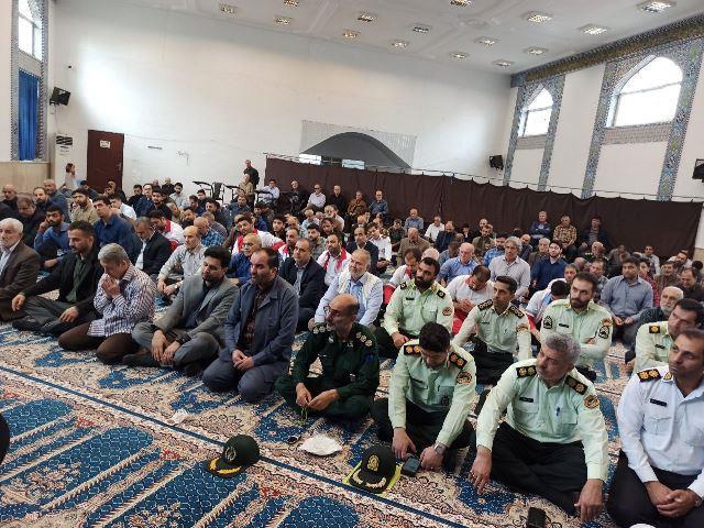 شرکت پیشکسوتان شهرستان رضوانشهر در نماز جمعه بمناسبت هفته فراجا شرکت پیشکسوتان شهرستان رضوانشهر در نماز جمعه بمناسبت هفته فراجا